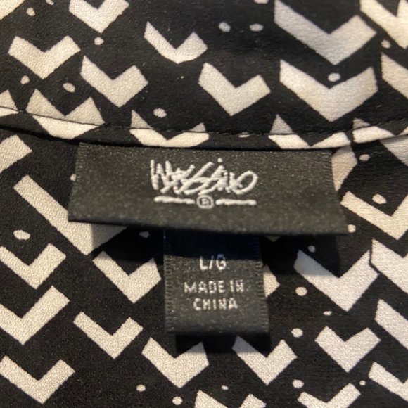 Mossimo black and white half button high low blouse sz L - Picture 7 of 7